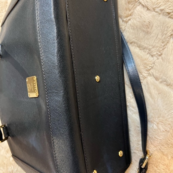 MCM Bag Large size Nice organization (Black) - Picture 4 of 12